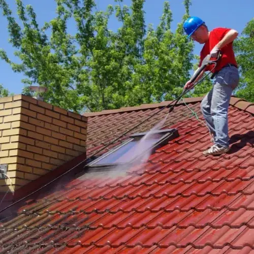 Roof Cleaning in Cairns